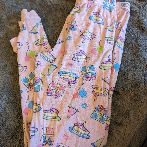 Lot of Dollie & Me clothes - Picture 16 of 16